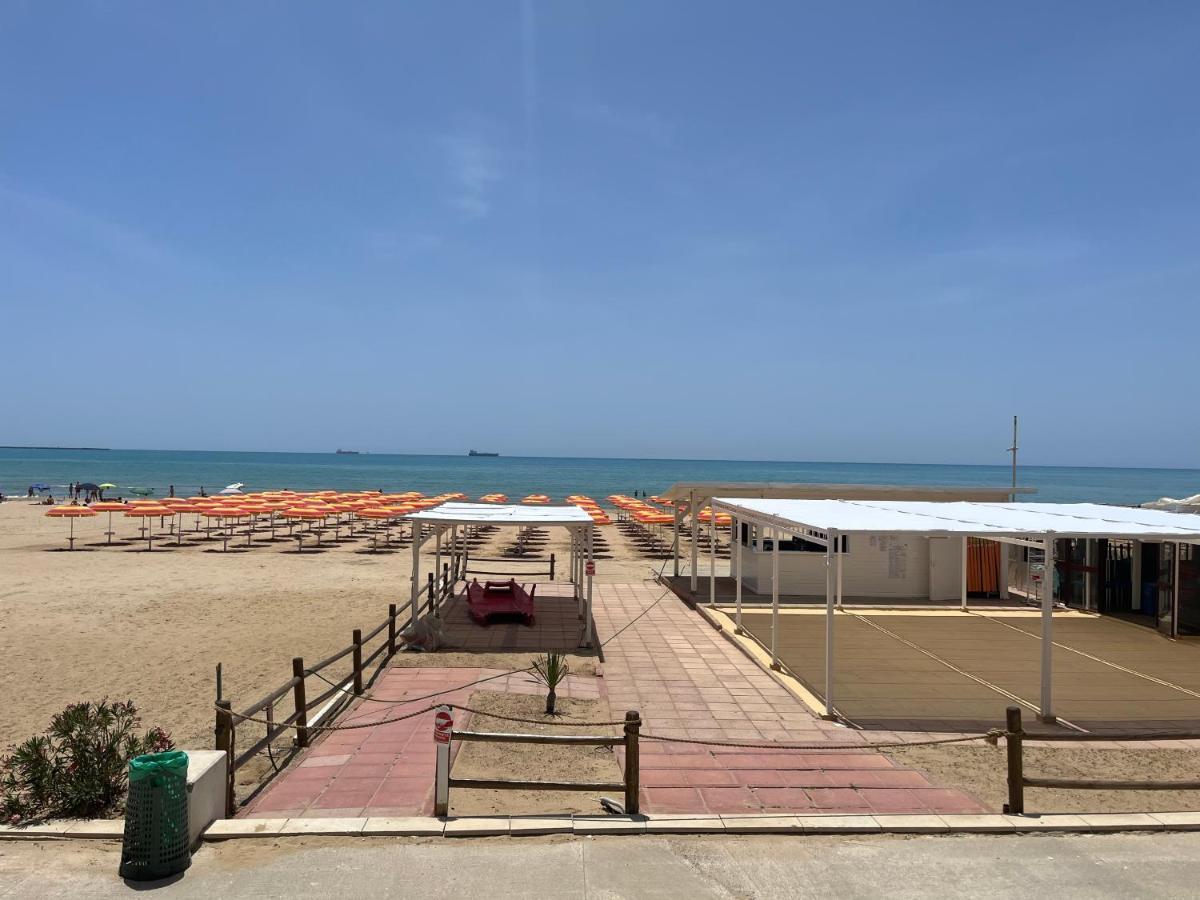 B&B Dea Gela Esterno foto
